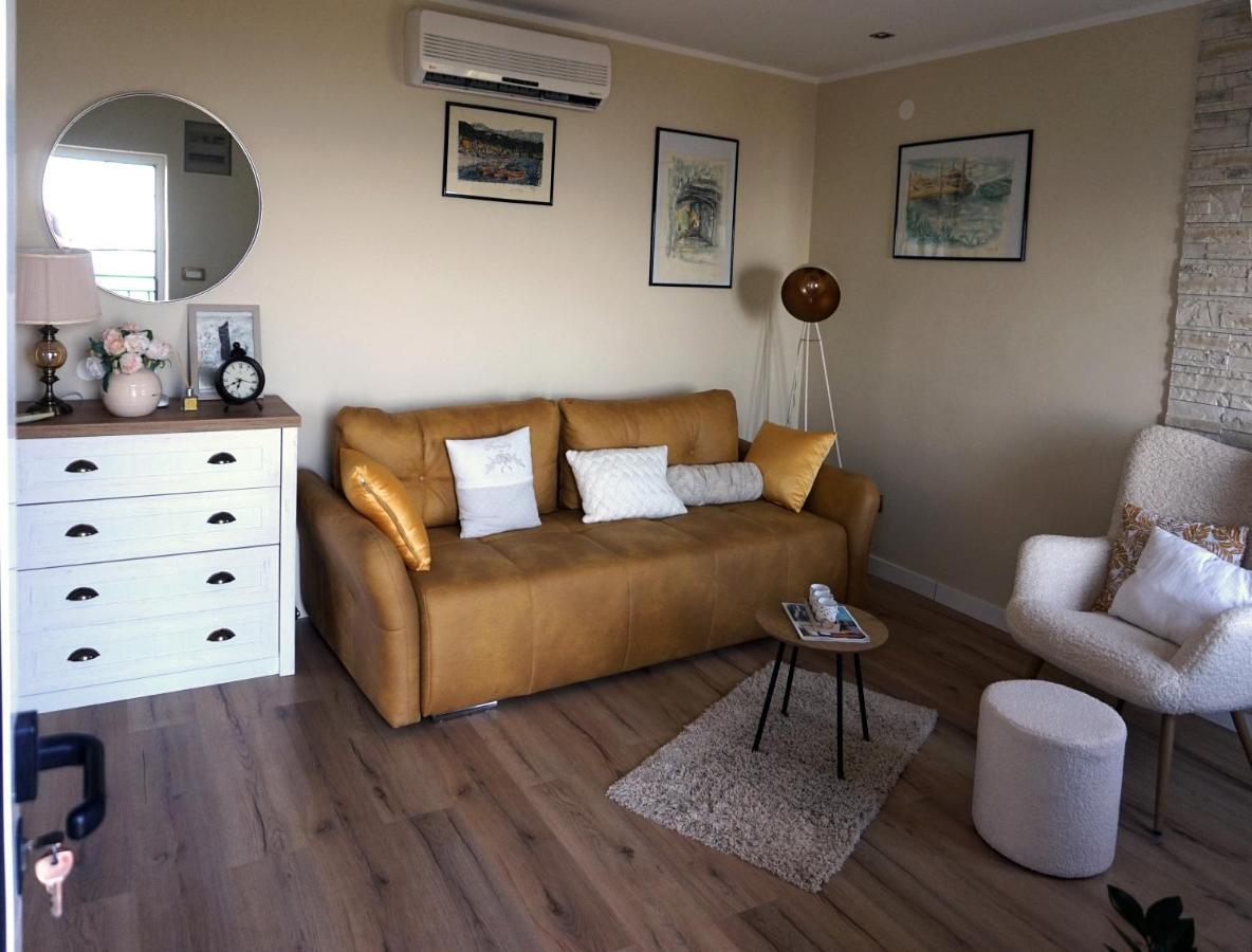 Holiday House Terezija Baška Voda Esterno foto