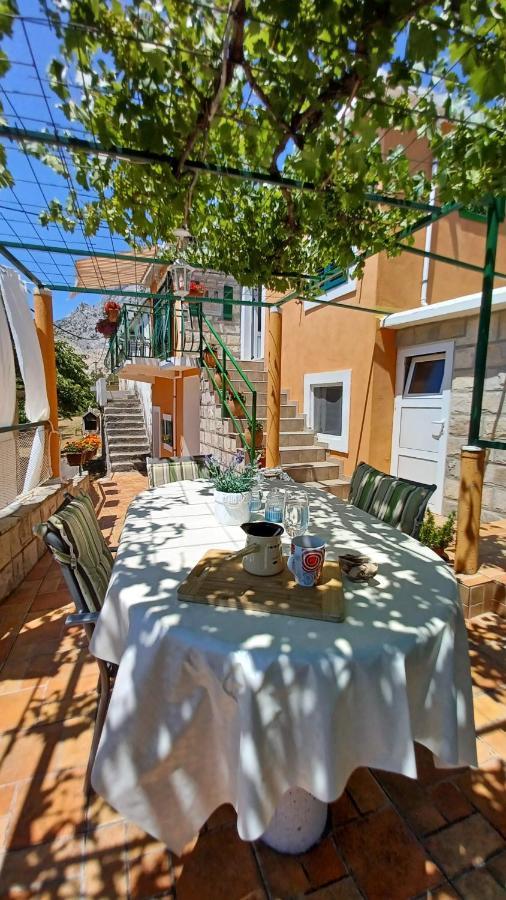 Holiday House Terezija Baška Voda Esterno foto